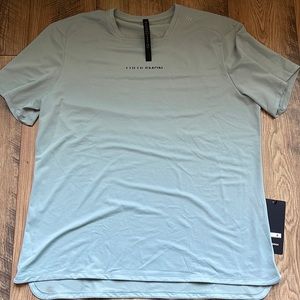 Square neck run short sleeve shirt